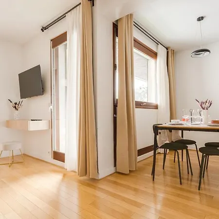 Apartment Trocadero 1bedroom 4 People *