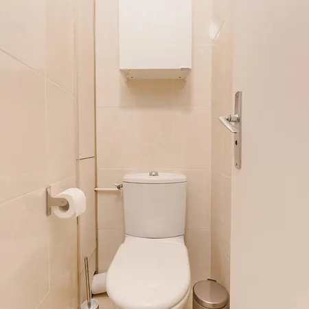 Trocadero 1bedroom 4 People Apartment *